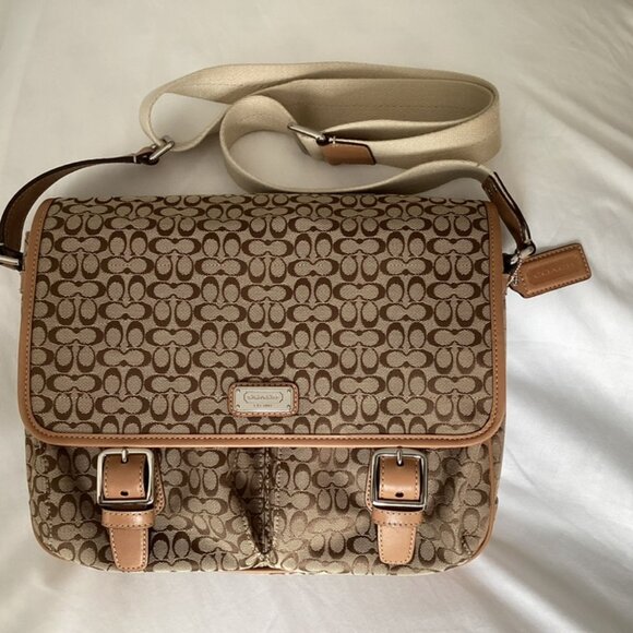 Coach Signature Messenger Bag - Picture 1 of 3